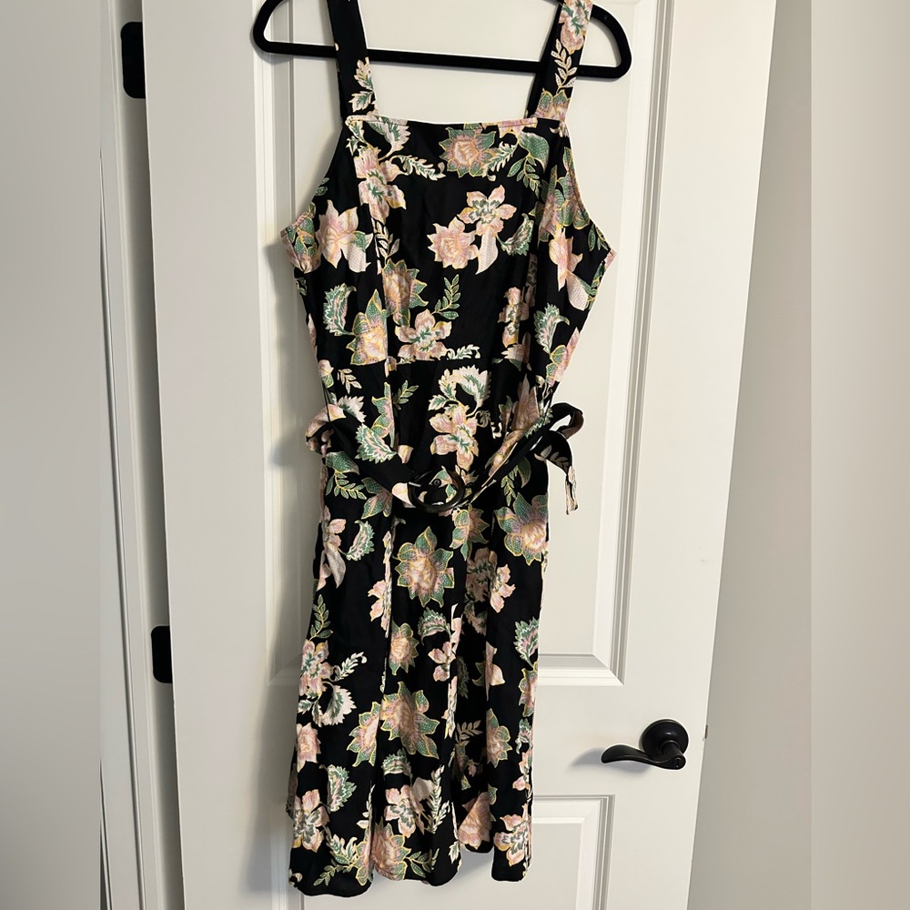NWT Floral Dress